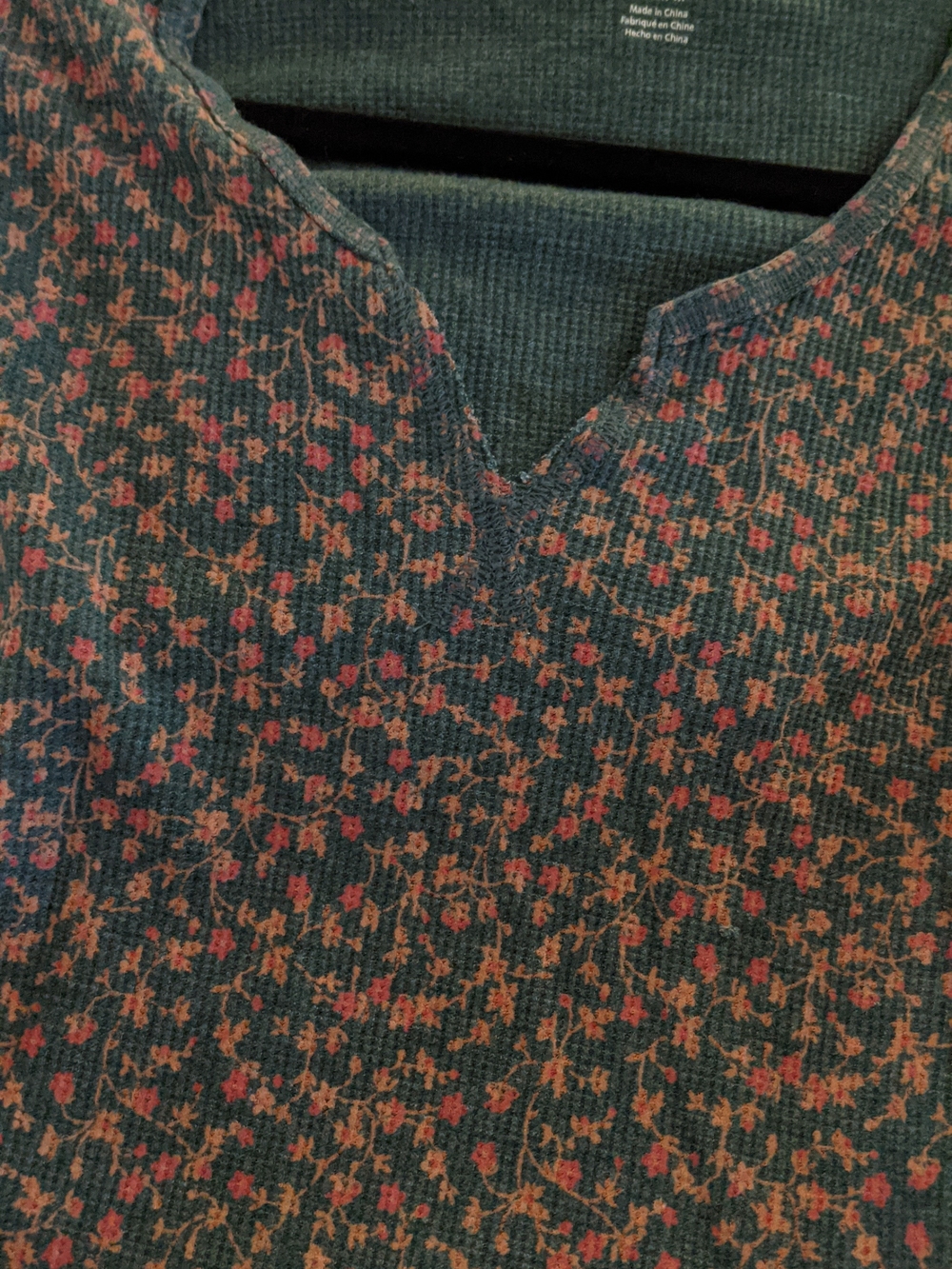 American Eagle Outfitters Green Long-Sleeve Floral Short Top - Picture 4 of 4